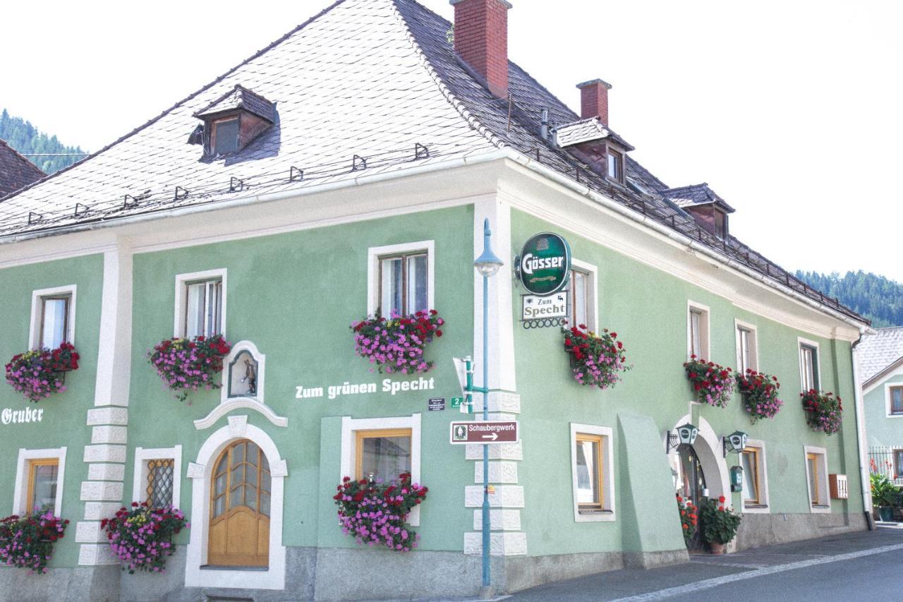 Gasthof Zum Gruenen Specht Oberzeiring Exteriör bild