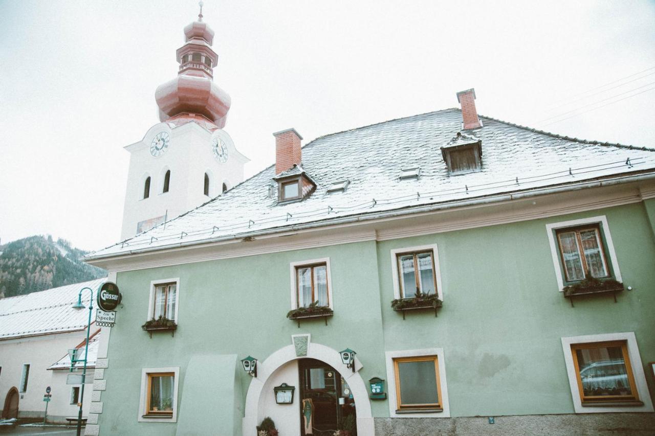 Gasthof Zum Gruenen Specht Oberzeiring Exteriör bild