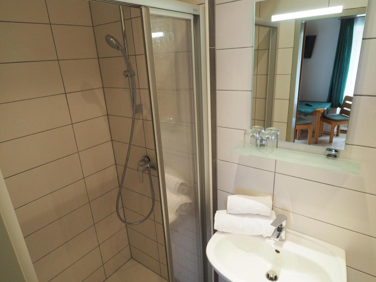 Gasthof Zum Gruenen Specht Oberzeiring Exteriör bild